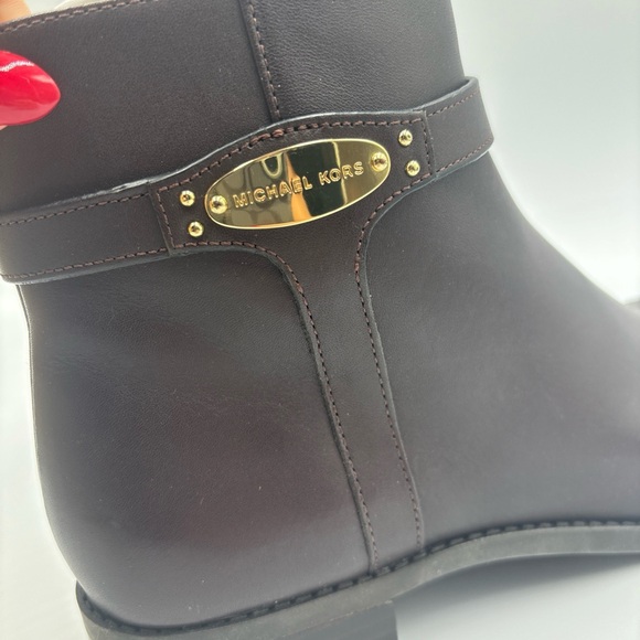 Michael Kors FINLEY Chocolate Brown Flat Bootie Ankle Boots Shoes Flats 7.5 NIB main image 10